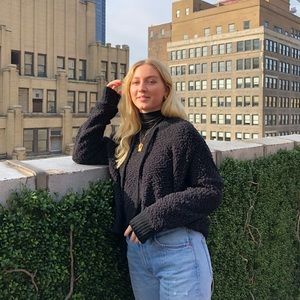 Meet your Posher, Anna